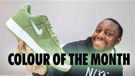 Air Force 1 Jewel 'Color Of The Month Oil Green'.